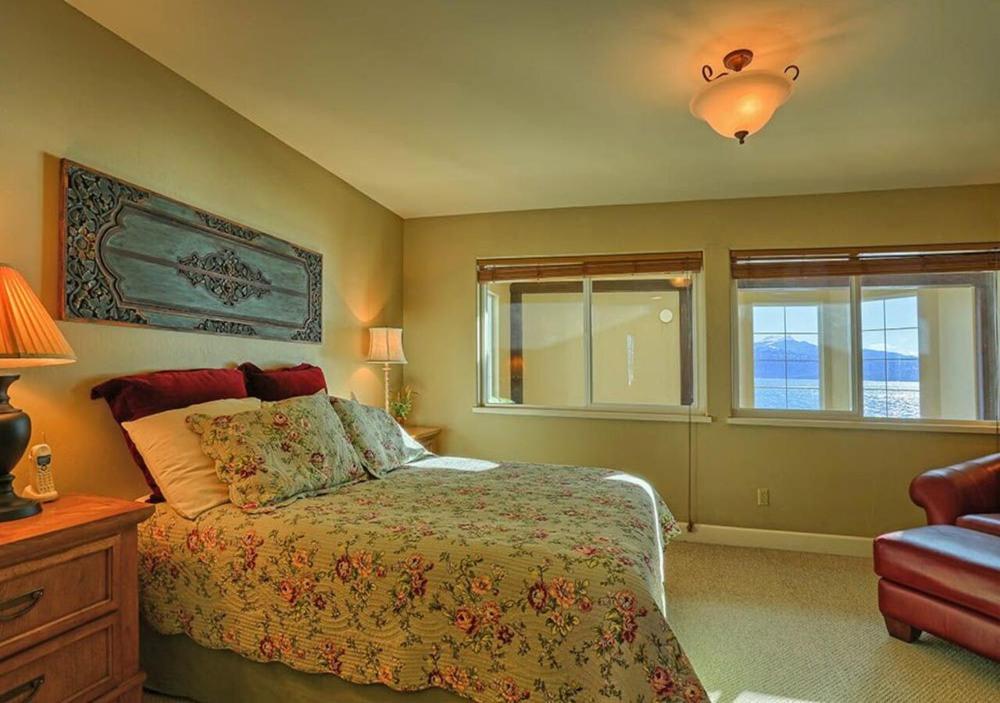 Three-Bedroom Townhouse interior